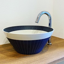 線彫洗面鉢